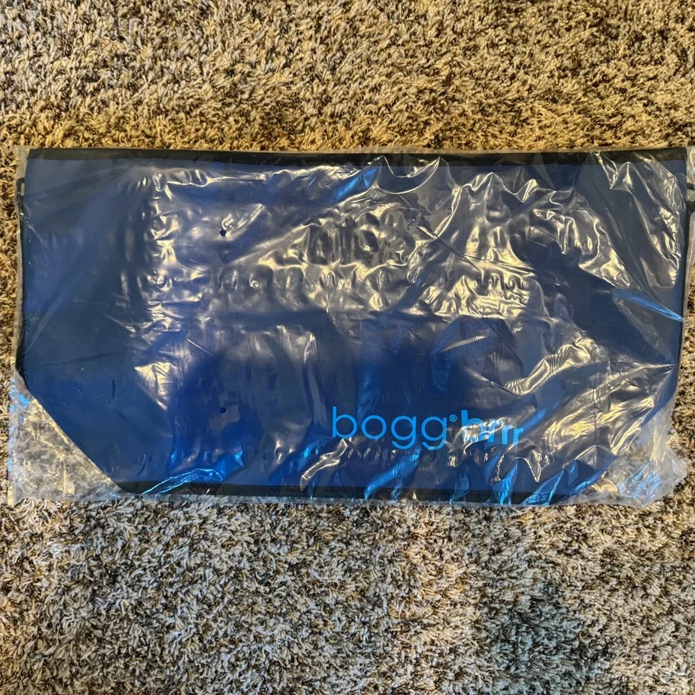 BOGG BRRR Cooler Bag - Picture 1 of 4